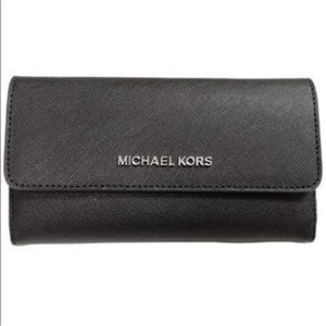 Michael Kors Jet Set Wallet